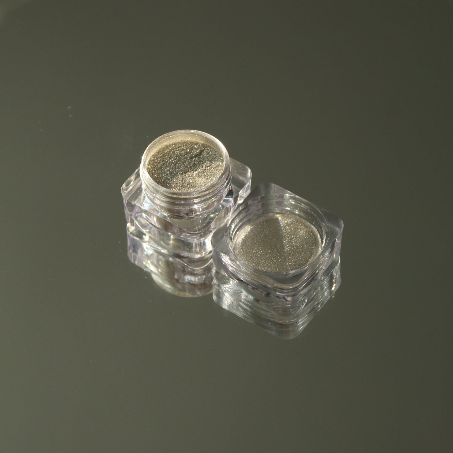 "Silen" Loose Shimmer
